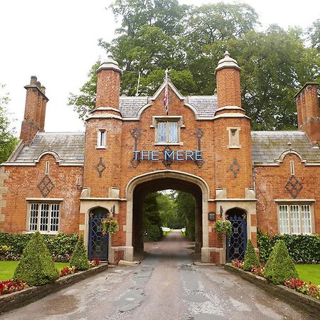 The Mere Golf Resort & Spa Bagian luar foto