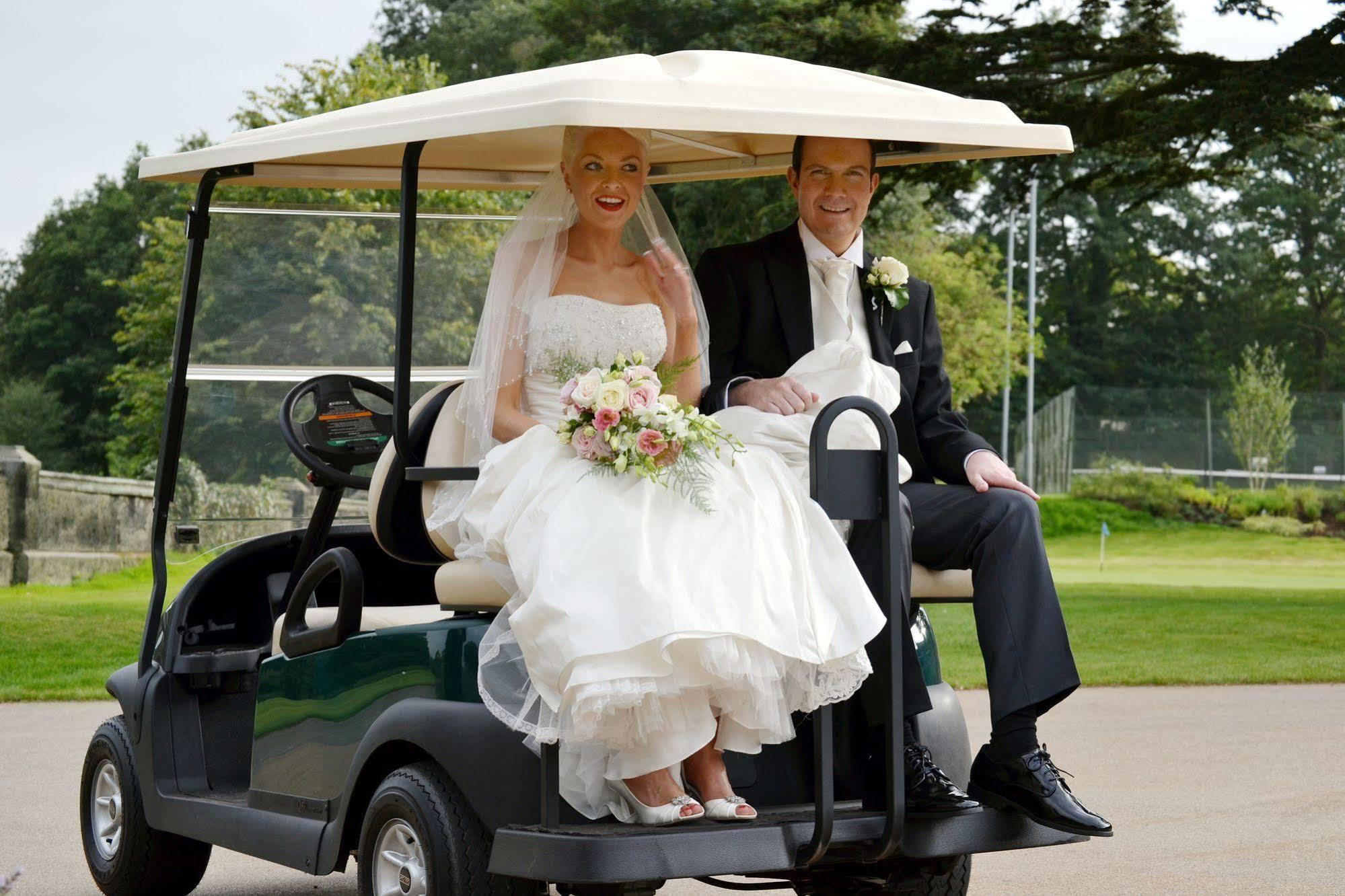 The Mere Golf Resort & Spa Bagian luar foto