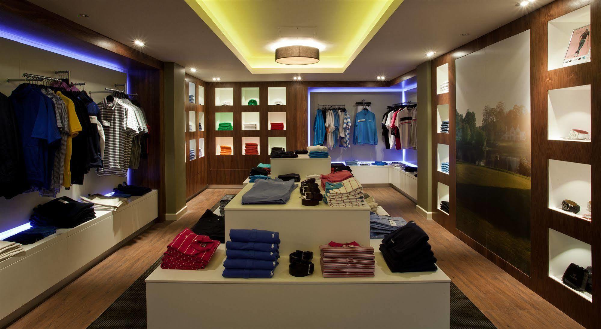 The Mere Golf Resort & Spa Bagian luar foto