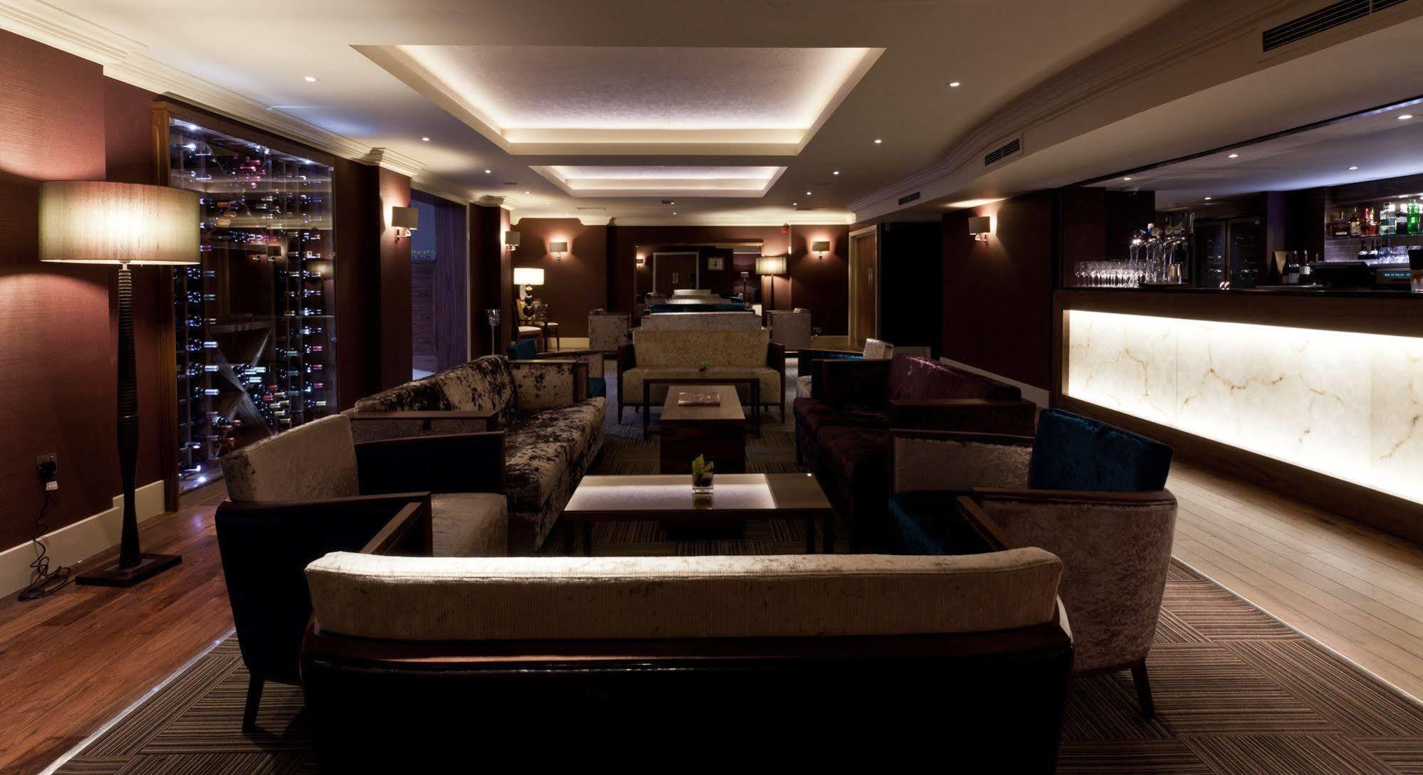 The Mere Golf Resort & Spa Bagian luar foto